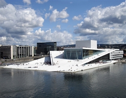 Oslo Opera by Christopher Hagelund www.visitoslo.com